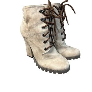 Michael Antonio Beige Lace-Up Ankle Booties Size 8.5